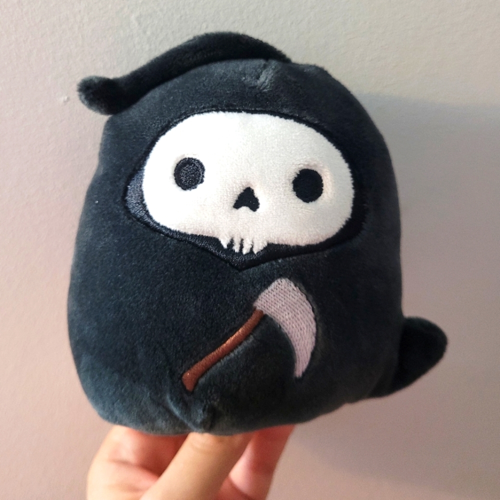 4" Capsule Otto Grim Reaper Squishmallow